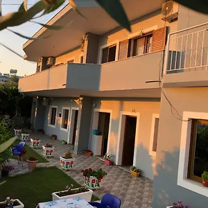 villa-doshi-visha-ksamil.albaniahotels.org/
